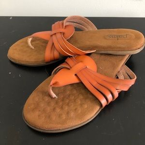 Brown Palms sandals.